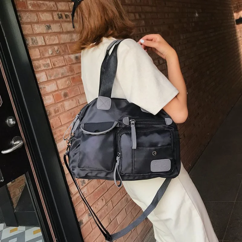 2023 Нова найлон женствена чанта през рамо, модни Чанти, водоустойчива чанта за месинджър, многофункционална чанта за пътуване